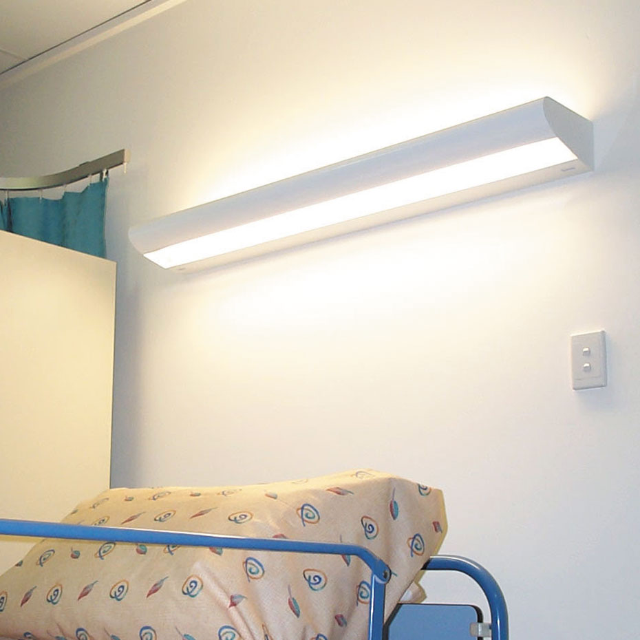 Wing Overbed Light - Famco